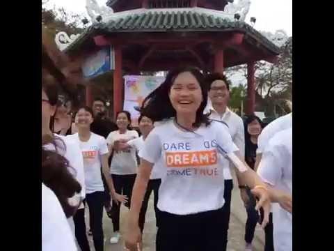 Vietnamen ere Korrika, plazentziatarren eskutik