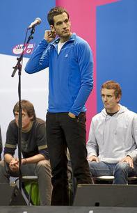 Julio Soto: "Momentu honetan zutik mantentzen nauen zutabeetako bat da bertsoa"