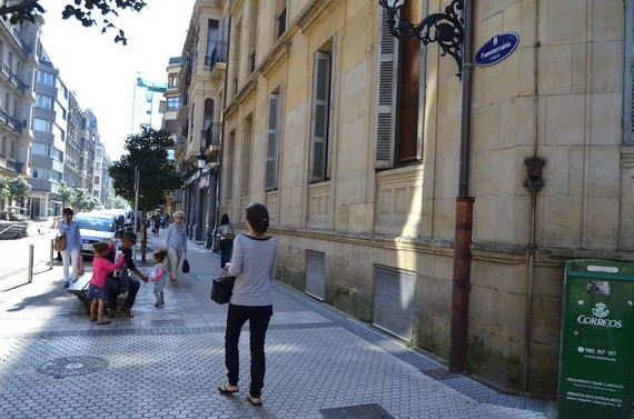 Donostiako kale-izendegia ofizialki euskaratzeko akordioa