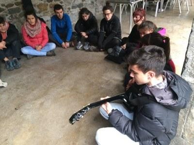 Ahots Baten sormen egonaldia abenduan