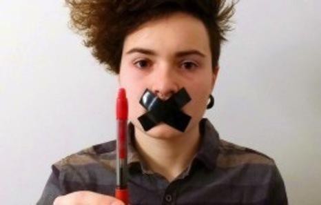 Kazetaritza ez da delitua: manifestua eta Iraitz Salegirekin elkartasuna