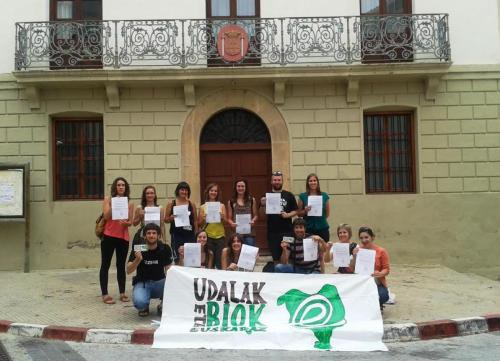 Agoizko Udalaren erantzun positiboa EHEren kanpaina bati