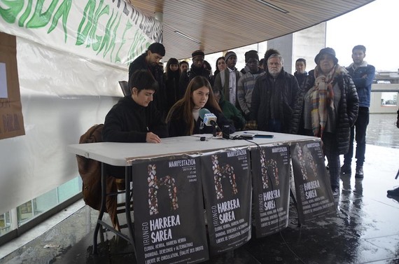 'Euskal Herria harrera herria': manifestazioa Irunen larunbatean