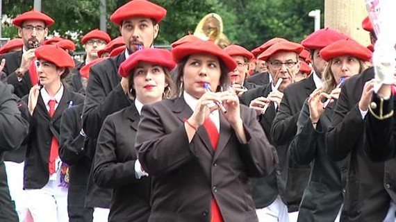 Irungo Alarde mistoaren aldeko manifestua sinatu dute 500 emakumek baino gehiagok