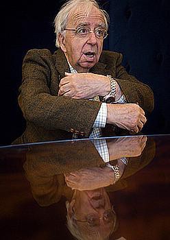 Ramon Labaien: "Euskaltzalea izan beharko luke EITBko zuzendari berriak"