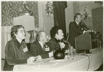 "Euskal jarduera kulturalen antolatzaile jatorra izateko dekalogoa", Iban Zalduak