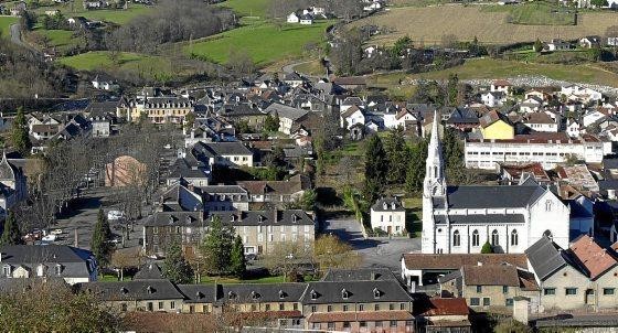 Gazteak Zuberoatik joan ez daitezen, «Xiberoko lanbideen gidalibürüa»