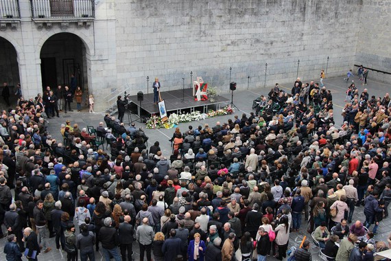 Hasier Etxeberriari azken agurra atzo Elgoibarren (@barreneus)