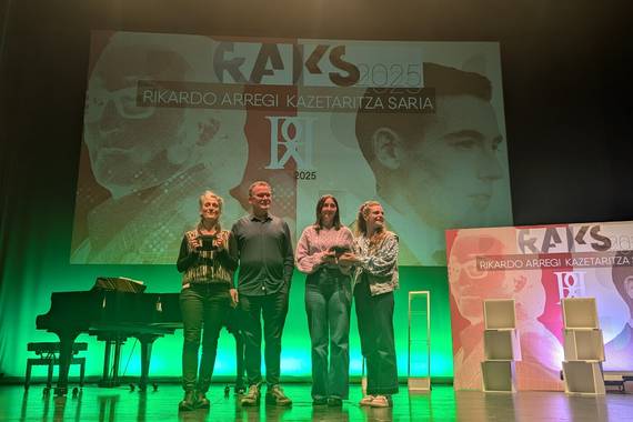 Jenofa Berhokoirigoin eta On.eus, Rikardo Arrregi kazetaritza sarien irabazleak