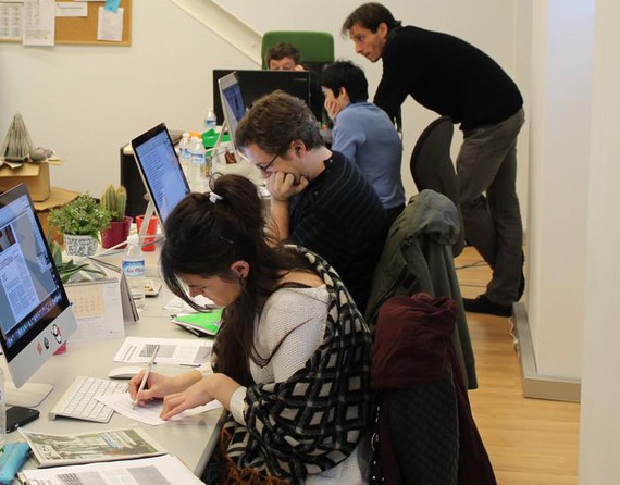 Bi urte bete ditu Alea aldizkariak, oso osasun onarekin