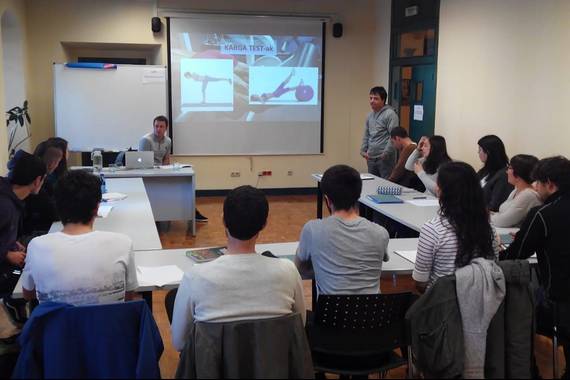 23 ikastaro prestatu ditu UEUk datozen hilabetetan