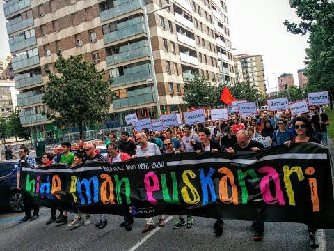 Euskaraz bizitzeko nahiak hartu ditu Iruñeko kaleak