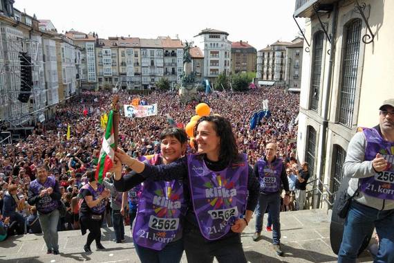 Erreferentzia teknologikoak Maialen Lujanbioren Korrikarako mezuan