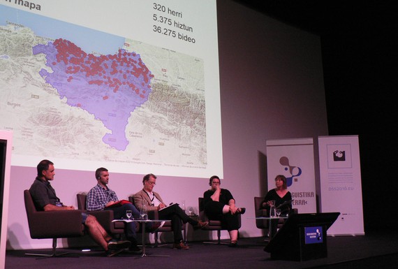 Oso esperientzia aberasgarria izan da #Hitzargiak topaketa