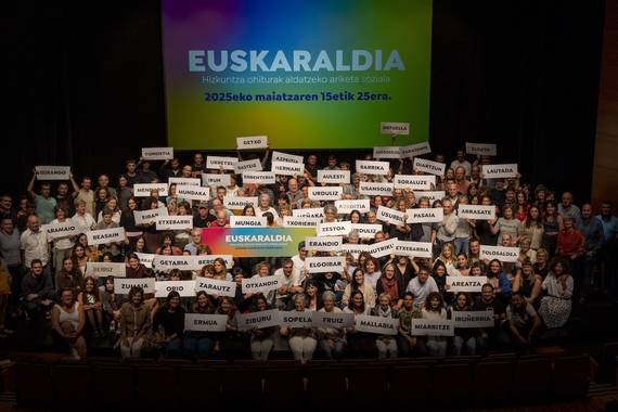 2025eko Euskaraldian herriek bat egiteko deia
