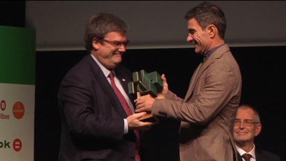 Joxe Mari Iriondok 'Euskal Kazetaritza saria' jaso du