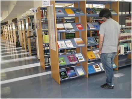 San Mameseko liburutegiaren itxierari erantzuteko iniziatiba sortuko dute ikasleek