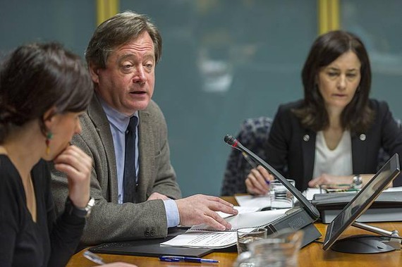 Euskarazko hedabideen eta EAEko administrazioen arteko harremanetan berrikuntzak