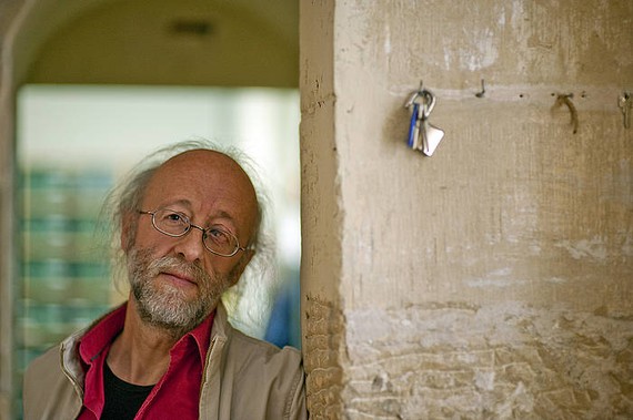 Pello Lizarralde idazlearen kantu-aukeraketa