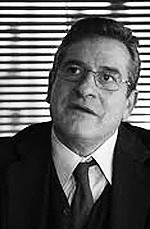 EHUko errektore ohiak deitura erdaldunen diskriminazio etnikoa detektatu omen du