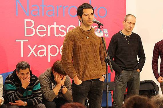 Jon Barberena bertsolaria hil da ustekabean
