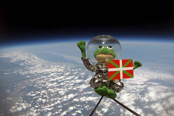 Txantxiku 1: Sekula ez zen ikurrina halako garaieran egon