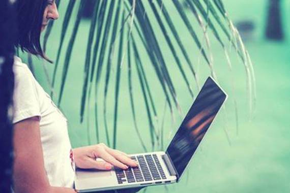 Euskarazko 4 graduondoko sustatuko ditu UEUk ikasturte honetan UPV/EHUn