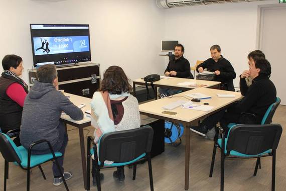 Kanaldude web telebista, berritua