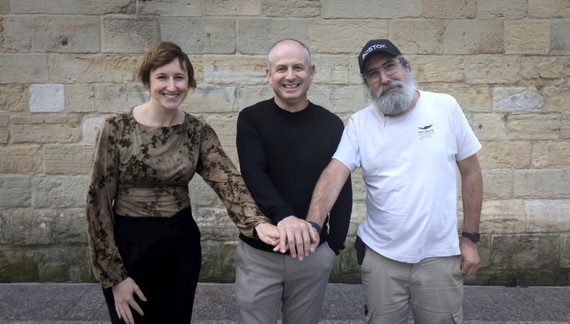 1763021388595 komunitateak gehitua