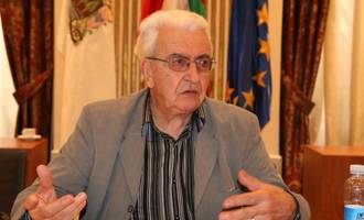 Piarres Xarritton euskaltzaina hil da